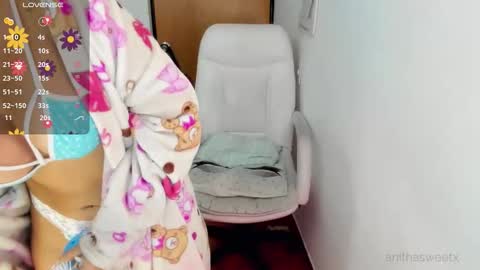 Snapshot of anitasweetx chatting on September 12, 2025, 10:59 am anita sweet online show from September 12, 2025, 10:59 am