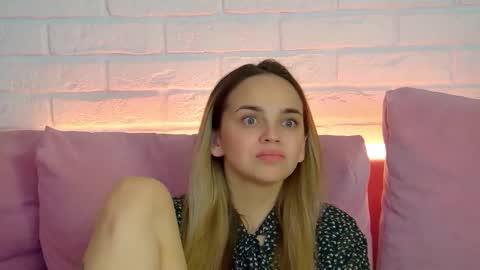 AnitaVenture online show from September 25, 2025, 4:32 pm