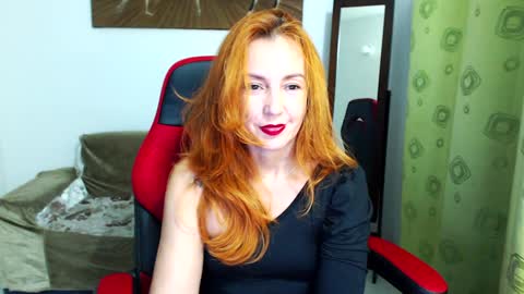 Snapshot of anitazarova chatting on January 2, 2025, 9:50 pm Anita Zarova online show from January 2, 2025, 9:50 pm