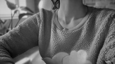 Anje online show from November 30, 2025, 12:42 pm