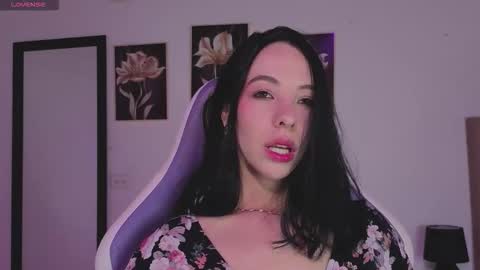 Snapshot of ann_gagner chatting on November 23, 2025, 2:33 am Ana online show from November 23, 2025, 2:33 am