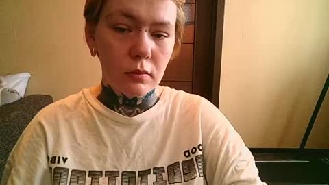 ann_lelala_ online show from February 15, 2025, 5:30 am