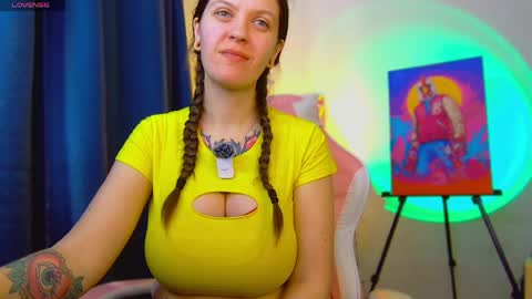 Snapshot of ann_mikele chatting on April 6, 2026, 10:16 am Ann online show from April 6, 2026, 10:16 am