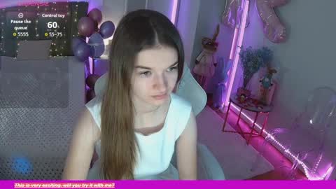 ann_woood online show from April 2, 2026, 6:55 am