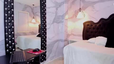 Snapshot of anna2809 chatting on November 10, 2025, 12:48 pm Ana online show from November 10, 2025, 12:48 pm