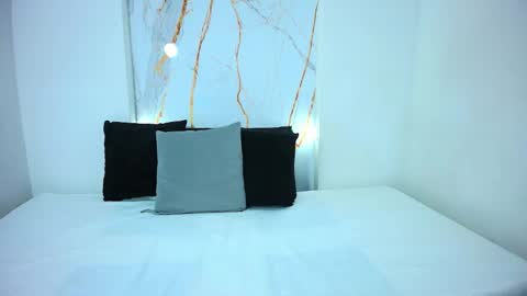 ana online show from September 19, 2025, 4:36 am