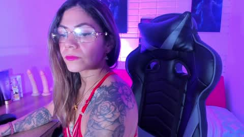 Anna  online show from February 2, 2025, 12:57 pm