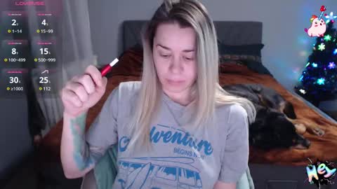 Anadirectgirl online show from December 19, 2024, 10:13 am