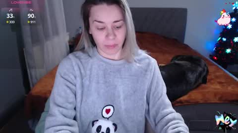 Anadirectgirl online show from December 27, 2024, 9:28 am