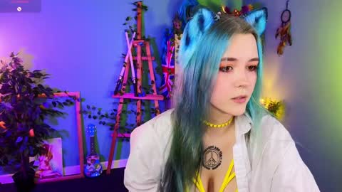 Snapshot of anna_bloom_ chatting on January 14, 2025, 4:29 pm Violett online show from January 14, 2025, 4:29 pm