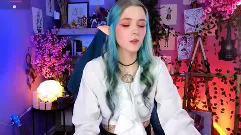 Snapshot of anna_bloom_ chatting on March 6, 2025, 3:13 pm Violett online show from March 6, 2025, 3:13 pm