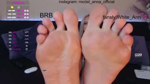 anna_bonbon online show from November 19, 2025, 1:00 pm