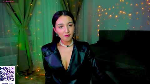 anna_elfiii online show from February 18, 2026, 6:15 pm