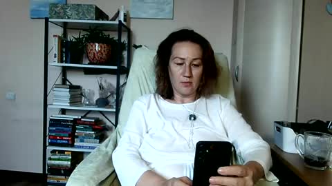 Anna online show from June 11, 2026, 5:49 am