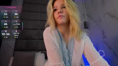 Anna online show from October 8, 2025, 3:26 am