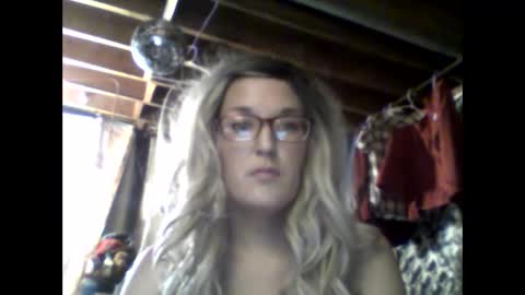 Anna online show from January 6, 2025, 8:39 pm