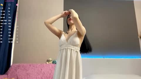 Aya  online show from November 13, 2025, 10:25 am