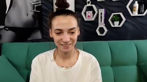 Snapshot of annabishop chatting on February 18, 2025, 3:21 am annabishop online show from February 18, 2025, 3:21 am