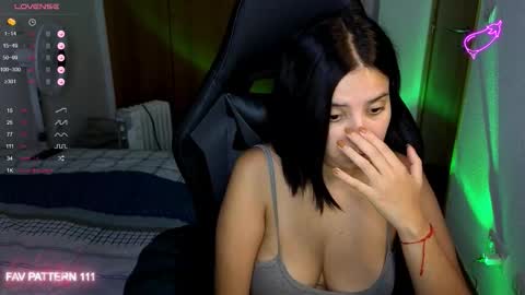 Snapshot of annadolll chatting on October 27, 2025, 1:53 am OF twitter annadangerx pornhub online show from October 27, 2025, 1:53 am