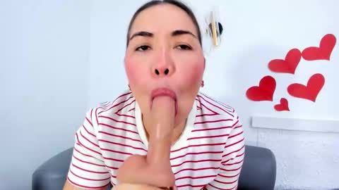 Snapshot of annajaimes chatting on February 15, 2026, 1:35 am Annalu online show from February 15, 2026, 1:35 am