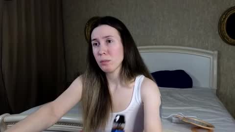 Snapshot of annaleonhart chatting on March 23, 2026, 8:13 pm Anna online show from March 23, 2026, 8:13 pm