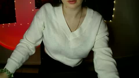 Bella online show from September 28, 2025, 12:10 pm