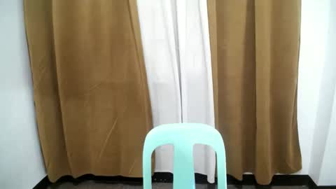 Snapshot of anne_chanelx chatting on November 27, 2025, 4:47 am anne_chanelx online show from November 27, 2025, 4:47 am