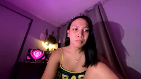 Snapshot of anne_chanelx chatting on May 10, 2026, 8:08 am anne_chanelx online show from May 10, 2026, 8:08 am