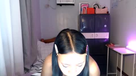 Snapshot of anne_chanelx chatting on May 19, 2026, 1:56 am anne_chanelx online show from May 19, 2026, 1:56 am