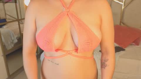 Snapshot of anne_mallow chatting on February 14, 2026, 12:24 pm Ann online show from February 14, 2026, 12:24 pm