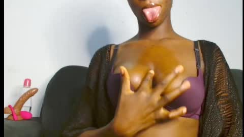 ann online show from November 11, 2025, 7:47 pm