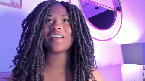 Anneth online show from March 8, 2025, 10:45 pm