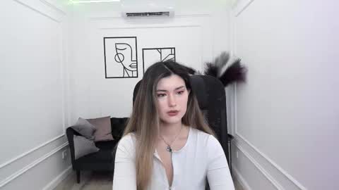 Snapshot of annetli chatting on September 25, 2025, 3:32 am annetli online show from September 25, 2025, 3:32 am