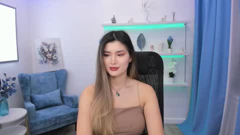 Snapshot of annetli chatting on September 26, 2025, 3:43 am annetli online show from September 26, 2025, 3:43 am