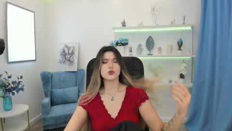 Snapshot of annetli chatting on October 11, 2025, 3:39 am annetli online show from October 11, 2025, 3:39 am