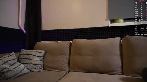 Snapshot of anneverity chatting on February 6, 2026, 7:39 pm Anne online show from February 6, 2026, 7:39 pm