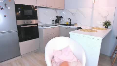 Snapshot of anni_lovely chatting on October 11, 2025, 12:04 pm Annie online show from October 11, 2025, 12:04 pm