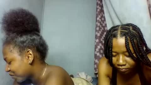 annick98 online show from February 18, 2026, 8:38 pm