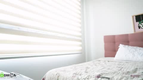 Annie online show from April 22, 2026, 3:35 pm