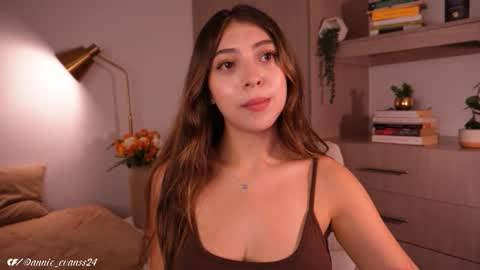 Annie Evans online show from March 16, 2026, 10:47 pm