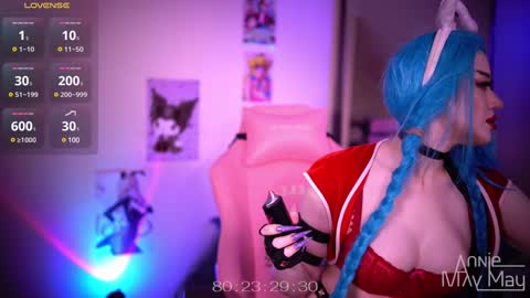 Annie May   online show from December 21, 2024, 6:30 am