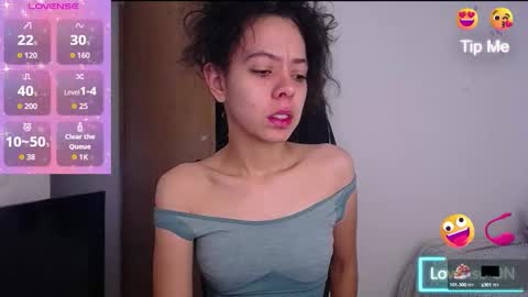 Snapshot of annie_rosse1017 chatting on September 19, 2025, 9:54 am annie_rosse1017 online show from September 19, 2025, 9:54 am