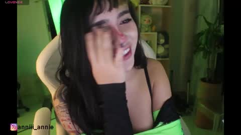 JEANNE no olvides seguirme dont forget follow me  uu online show from July 14, 2026, 2:05 am