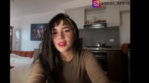 JEANNE no olvides seguirme dont forget follow me  uu online show from July 25, 2026, 10:40 pm