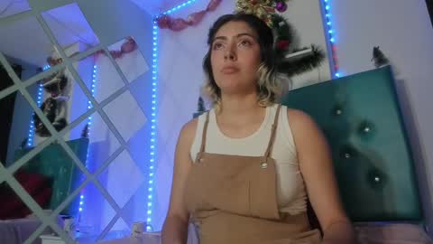 Annie online show from December 12, 2024, 12:27 am