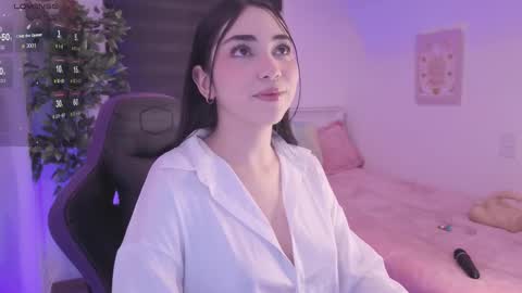 Snapshot of anniebrie chatting on October 14, 2025, 6:03 am Cassandra online show from October 14, 2025, 6:03 am