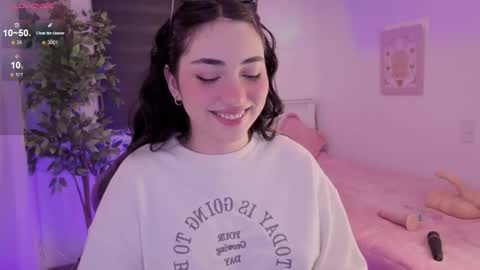 Snapshot of anniebrie chatting on January 12, 2026, 5:45 am Cassandra online show from January 12, 2026, 5:45 am