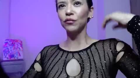 Annie online show from February 21, 2026, 5:19 am