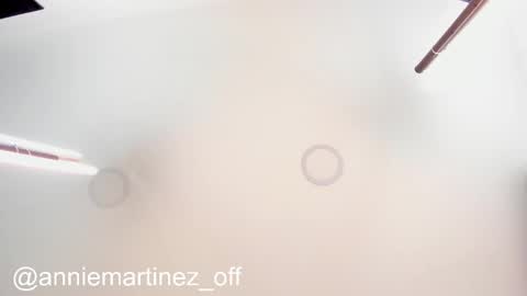 Snapshot of anniemartinezz chatting on February 28, 2025, 3:04 pm Annie online show from February 28, 2025, 3:04 pm