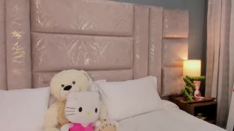 Snapshot of annienasty chatting on September 20, 2025, 11:44 am Annie online show from September 20, 2025, 11:44 am